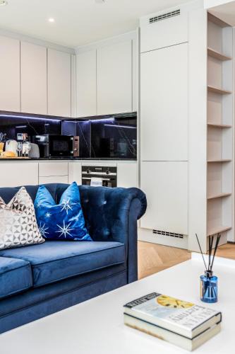 Woolwich Riverside Apartment | New Riverside Apt Easy to tour London