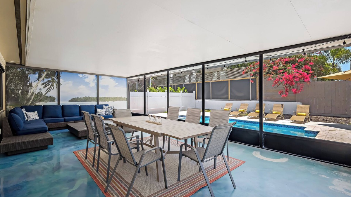 Pelican Bay House | NEW! Sea La Vie - Pickleball close-Walk to Beach-Heated Pool-Monthly Discount!