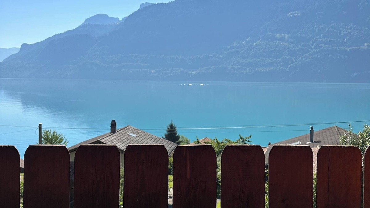 Oberried am Brienzersee Apartment | NEW! Seepanorama, on the lake, 10 min. to Interlaken