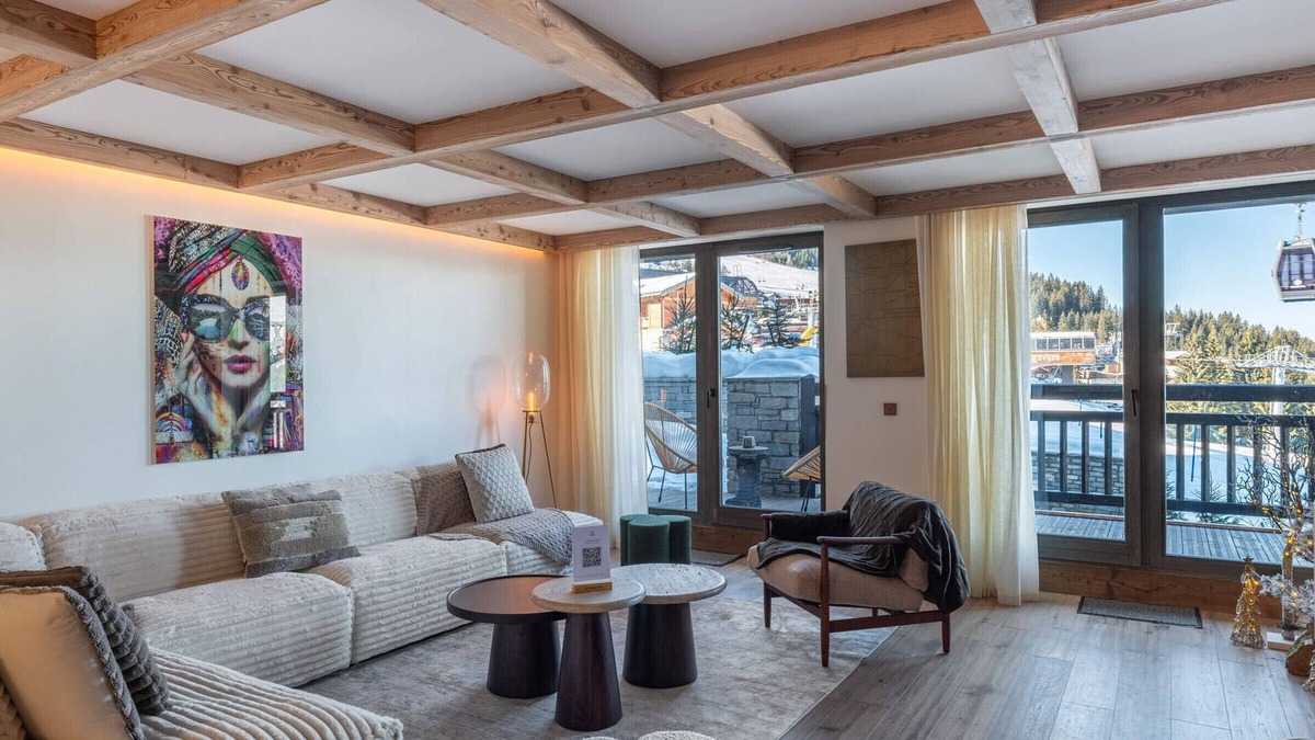 Courchevel Apartment | New Ski-In/Ski-Out Apartment in Courchevel 1850 with SPA, Pool, and Covered Parking