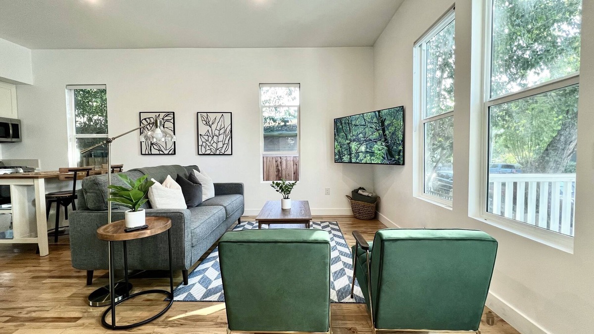 Santa Ana Apartment | New Spacious 2 Bed 2 Ba Unit Near Disney & John Wayne Airport