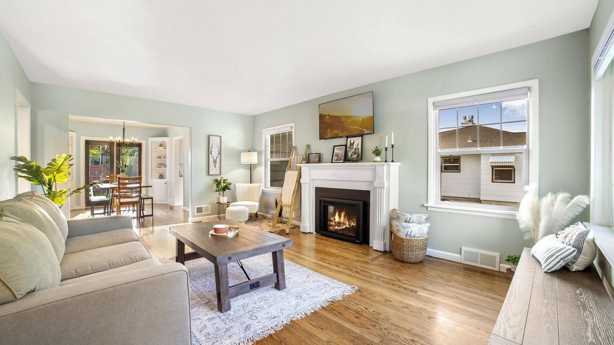 Twin Falls House | NEW spacious 4br 2ba Central Twin Falls Home SLEEPS 12