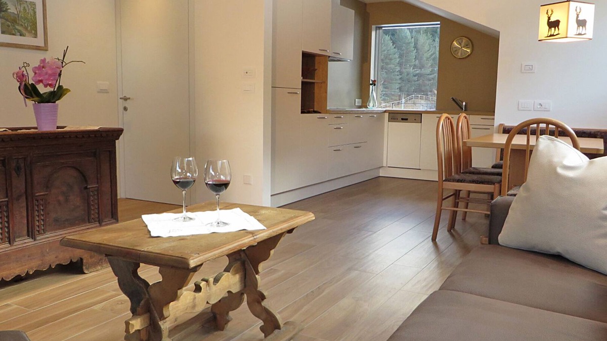 Ortisei Apartment | New, spacious apartment with lots of light - also for seasonal rentals