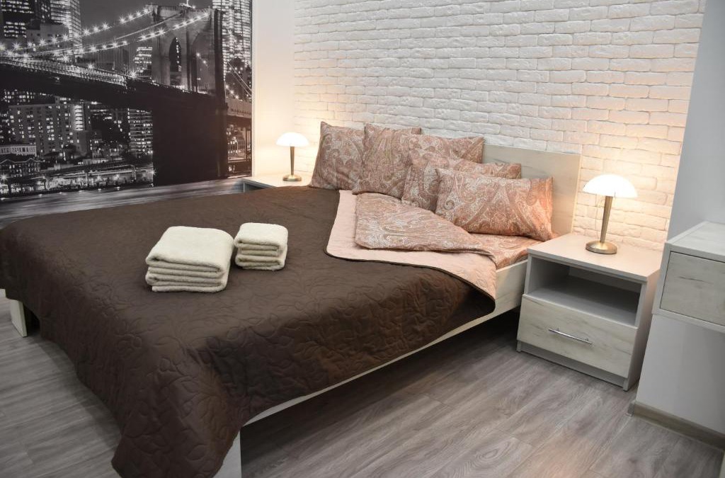 Prospekt Svobody Apartment | New spacious central apartment