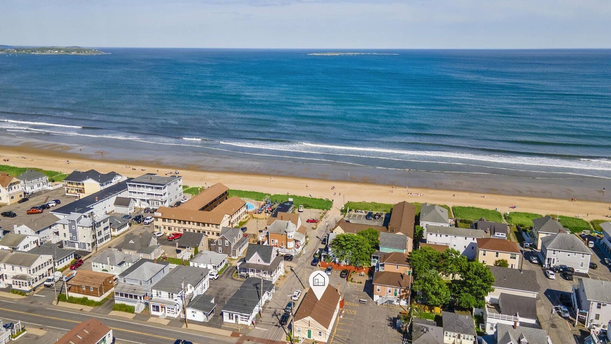 Old Orchard Beach Apartment | NEW! Steps From the Sand & Short Walk to the Pier