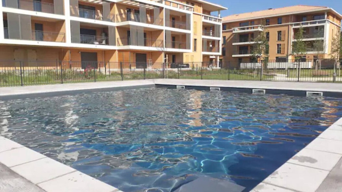 Grand Sud Apartment | New studio with garden, in residence with swimming pool