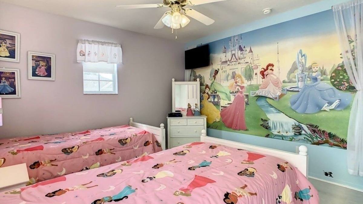 Legacy Park Villa | NEW! Stunning 5BR Villa with Pool, Spa & Quick Disney Access