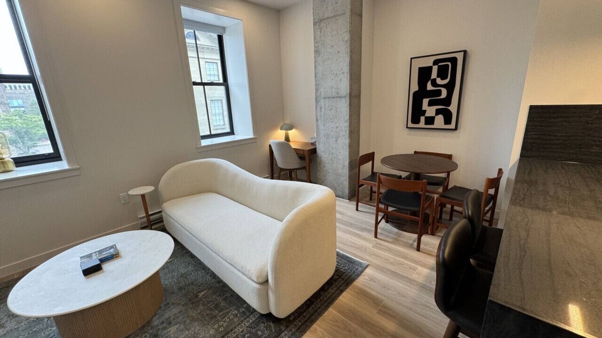 Downtown Halifax Apartment | *NEW Stylish 2B/1B Downtown Halifax