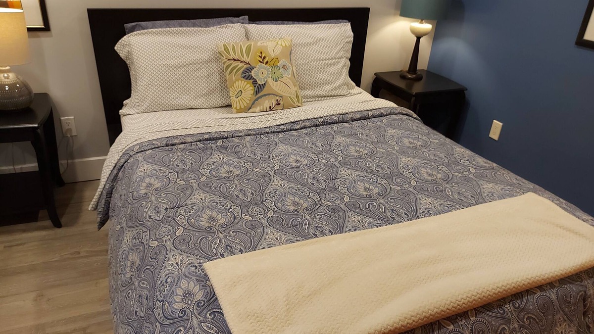 Kitchener Apartment | New stylish apartment in century home 5 minutes to everything Downtown Kitchener
