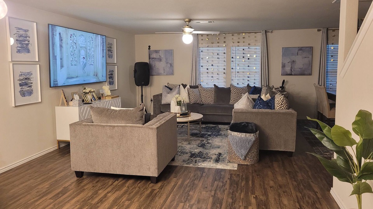 Missouri City House | New Stylish Mother-In-Law Suite With Full Bath 💫