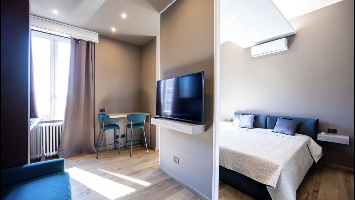 Porta Garibaldi Apartment | NEW SUITE WITH BALCONY LOCATED IN THE HEART OF MILAN Moscova.suites.apartments