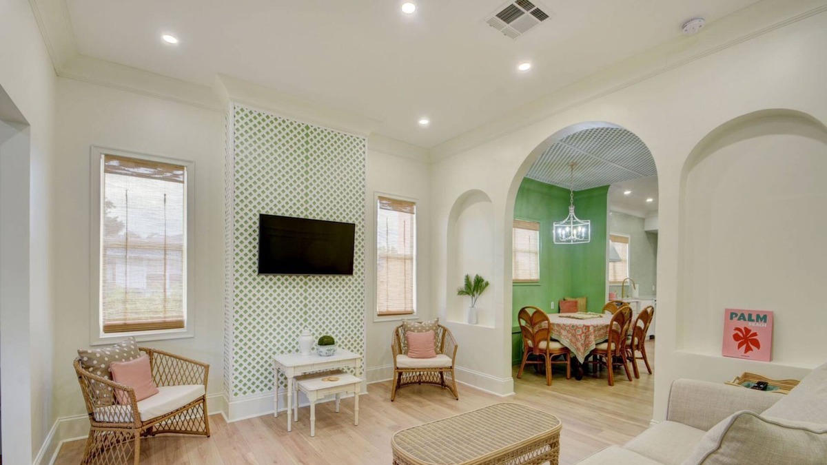 Southwest House | NEW The Theodora Chase Cottage and Carriage House