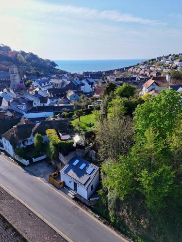 Beer House | NEW The Water Shed Beer Devon sleeps 2