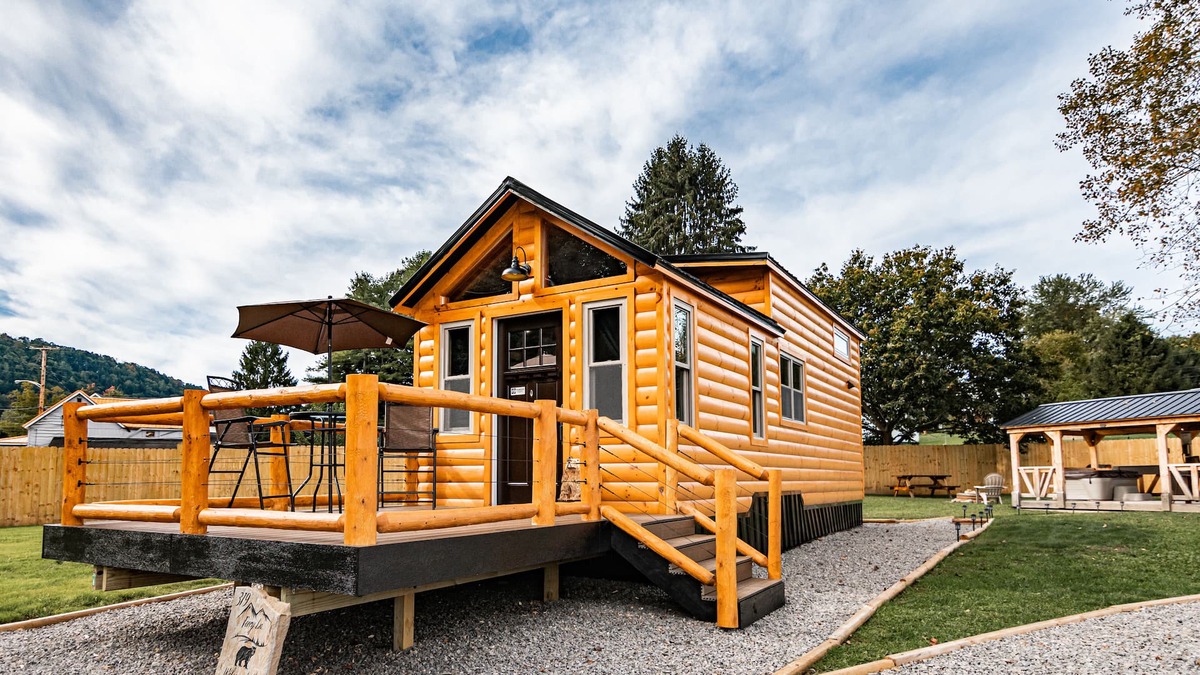 West Hickory Cabin | New Tiny House