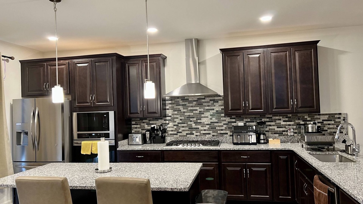 Rossville House | New Townhouse - 2 Car Garage by CCBC & Franklin Sq