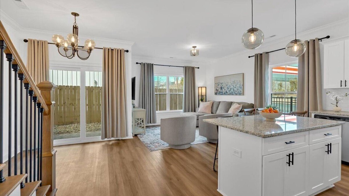 Rome House | New Townhouse~Garage parking~Gated~Downtown Rome