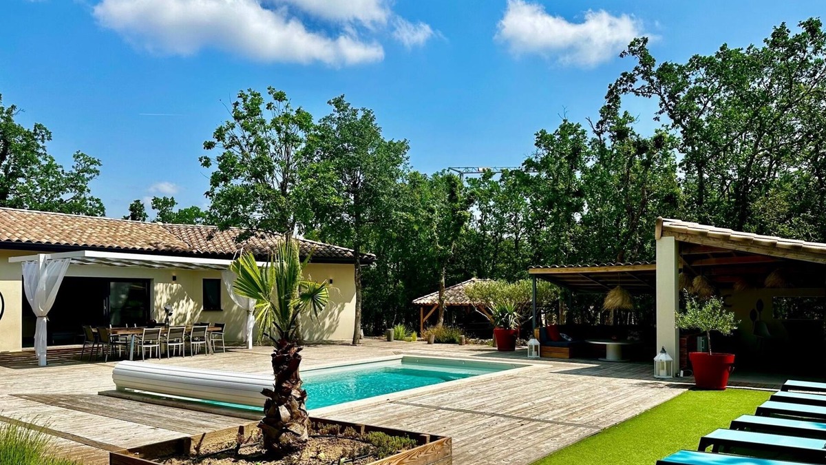 Labastide-de-Virac Villa | New villa 8 to 10 people, private heated pool