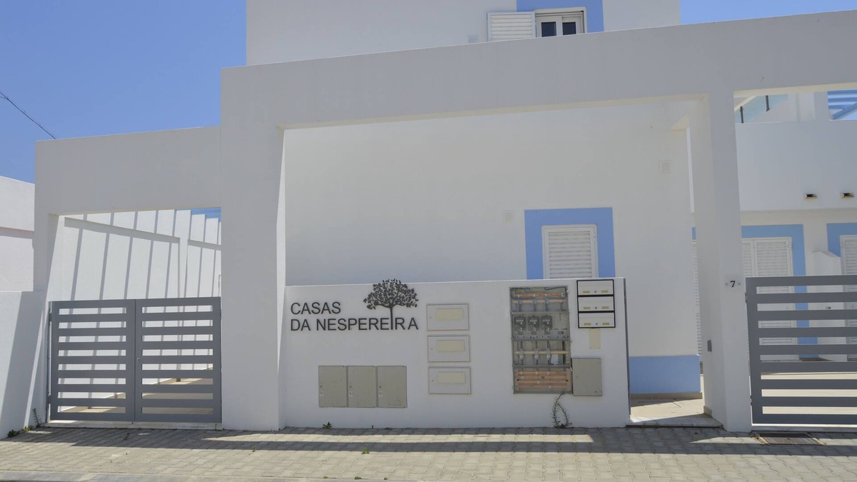 Manta Rota House | New villa very close to the beach, complete