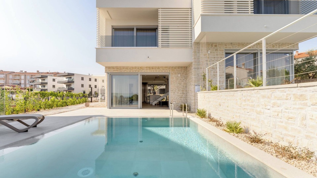 Krk Villa | New villa with pool, beach - TRAVELER Reibeburo Krk - ID 2395