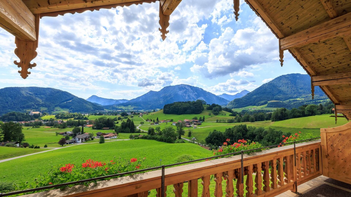 Ruhpolding Apartment | NEW - Westernberg 60sqm, balcony, kitchenette, 2 bedrooms, living room, 4 pers., WLAN