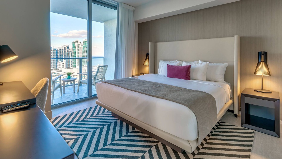 South Lake Apartment | NEW2019 CornerSuite Amazing WaterViews