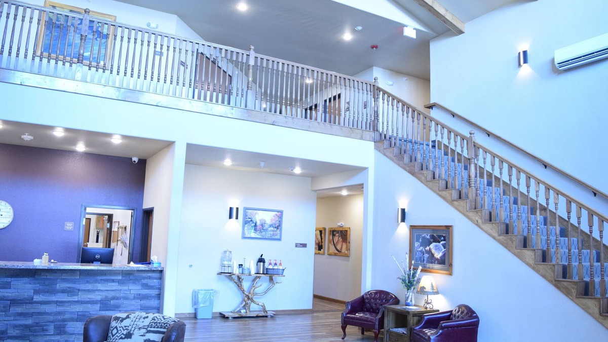 Newcastle Hotel | Newcastle Lodge and Convention Center