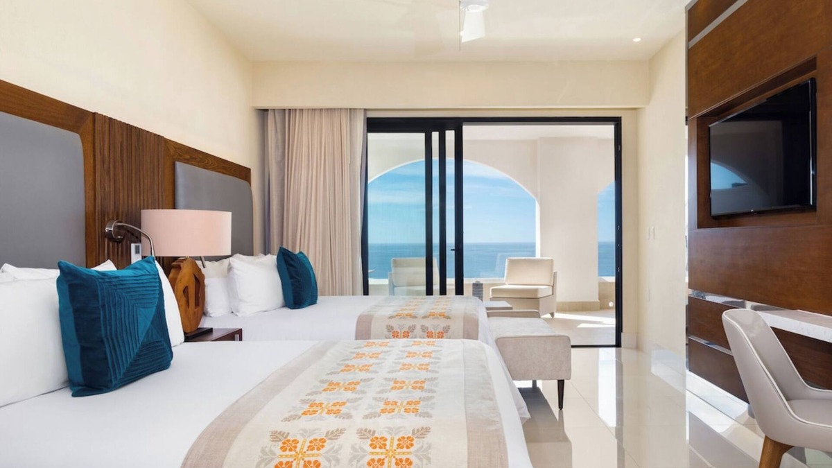 Cabo Bello Resort | Newer 5 Star Luxurious Resort, Spacious living area and Clean