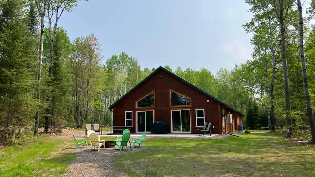 Phillips Cabin | Newer Construction Cabin - Waterfront, Wooded, on ATV/Snowmobile trails