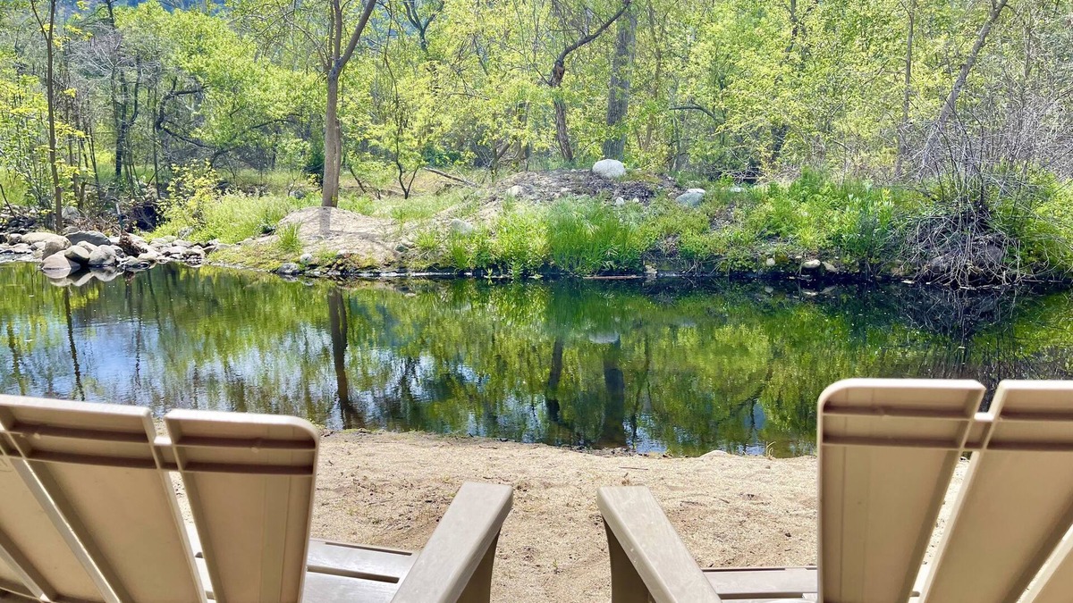 Three Rivers House | Newer riverfront home - private beach and spa minutes from Sequoia NP!