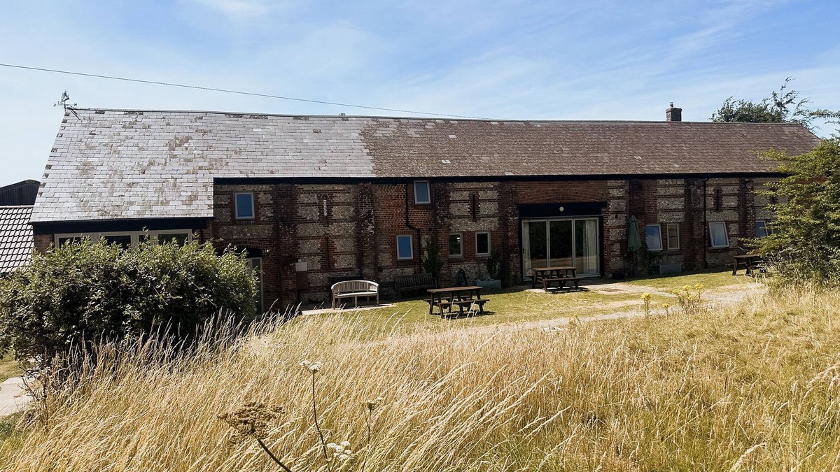 Blandford Forum Cottage | NEWFIELD FARM COTTAGES, pet friendly in Blandford Forum