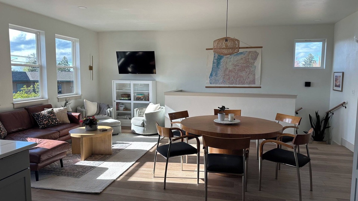 Redmond Apartment | Newly built, 2-bedroom loft, high desert sunsets & mountain peaks, A/C and Wifi