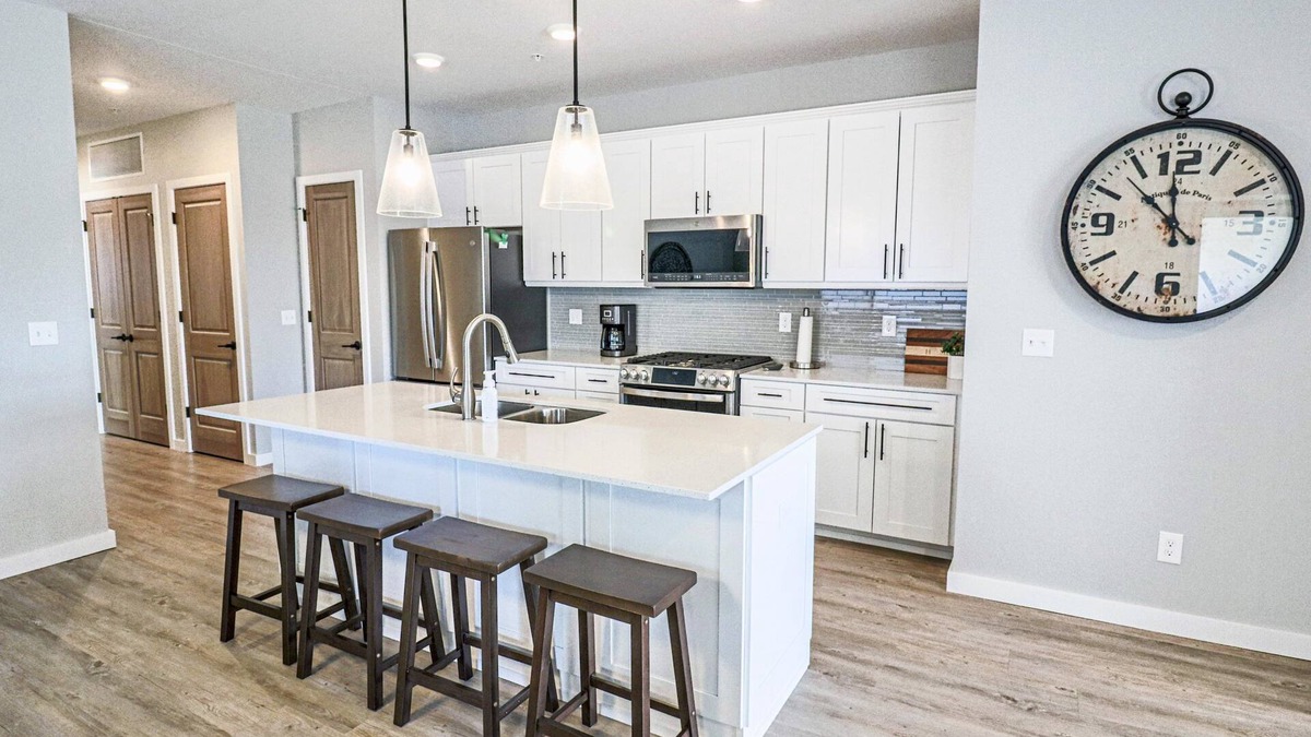 Traverse City Condo | Newly Constructed Condo Overlooking Boardman Lake