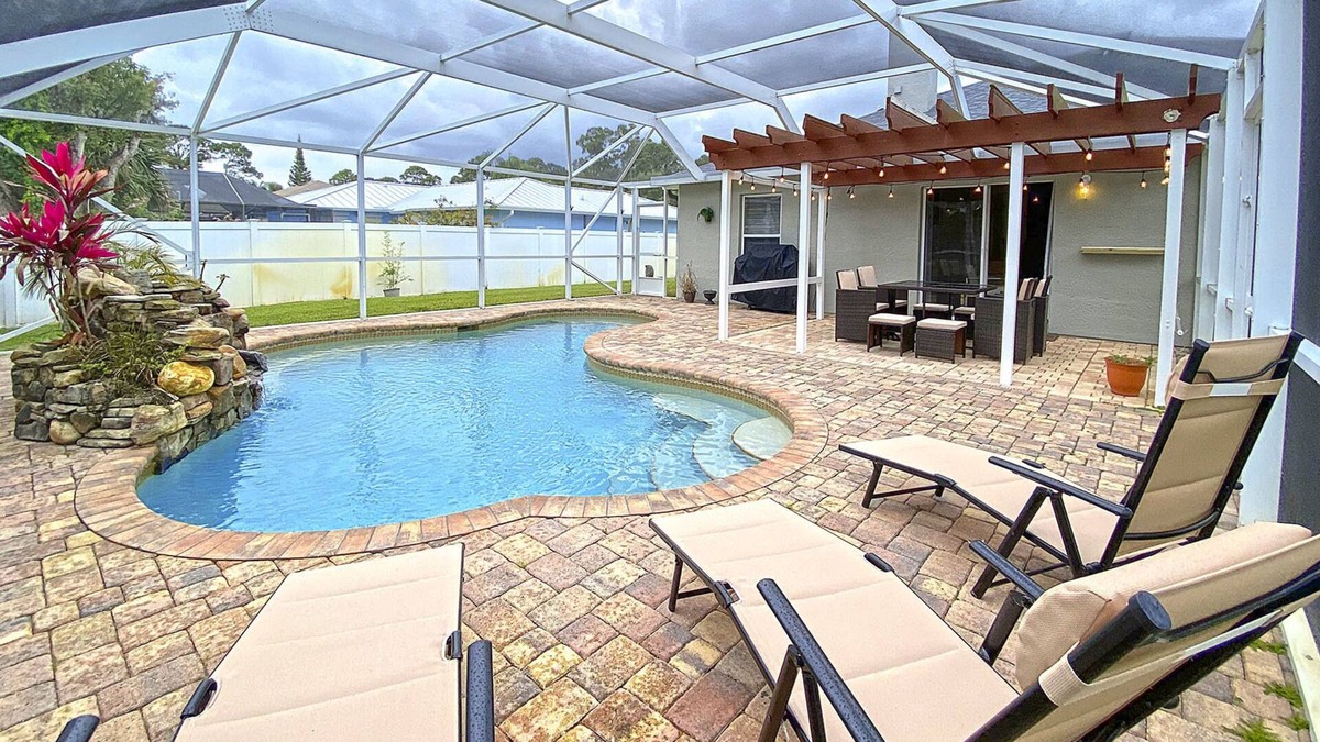 Sebastian Highlands House | Newly Furnished/Heated pool, Game room, 10 mins from Beach