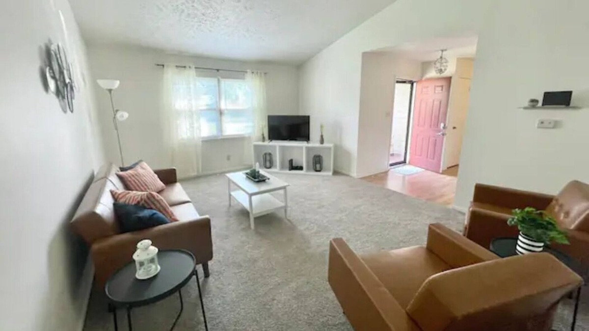 Acton House | Newly Listed 3 Bd/2Ba Home 15 min to Downtown!