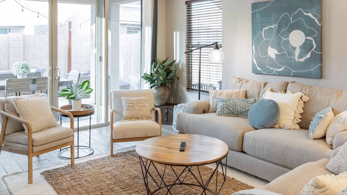 Buckeye House | Newly listed! Beautiful modern Home with hot tub