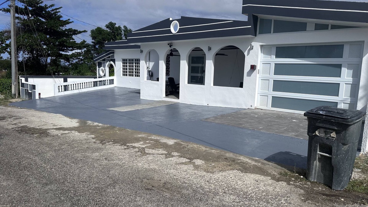 Aguadilla House | Newly Modern Cozy Home!