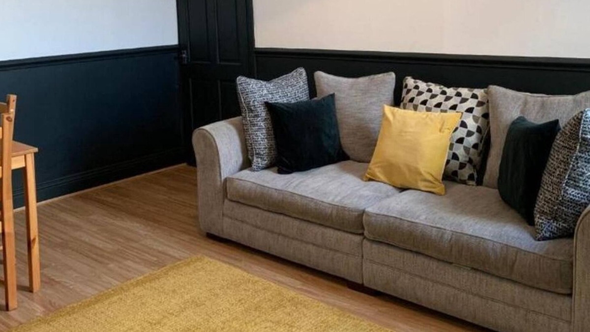 Gateshead Condo | Newly refurbished fabulous central Gateshead 3 bed