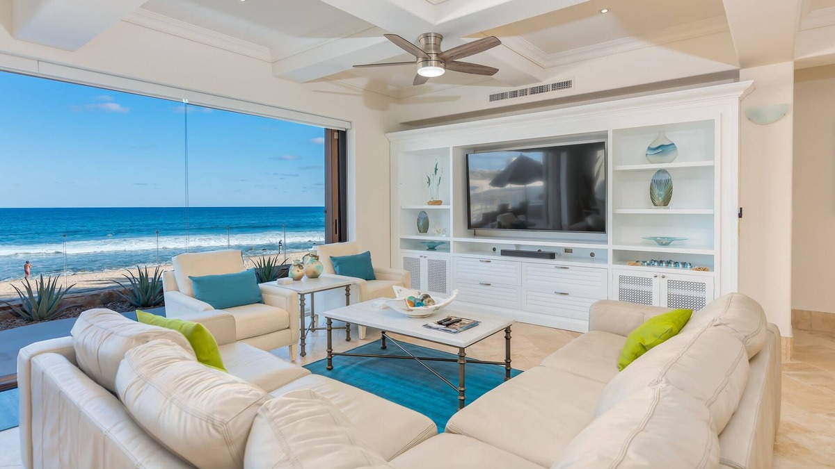 San Jose del Cabo House | Newly remodeled! On the Beach in San Jose del Cabo!
