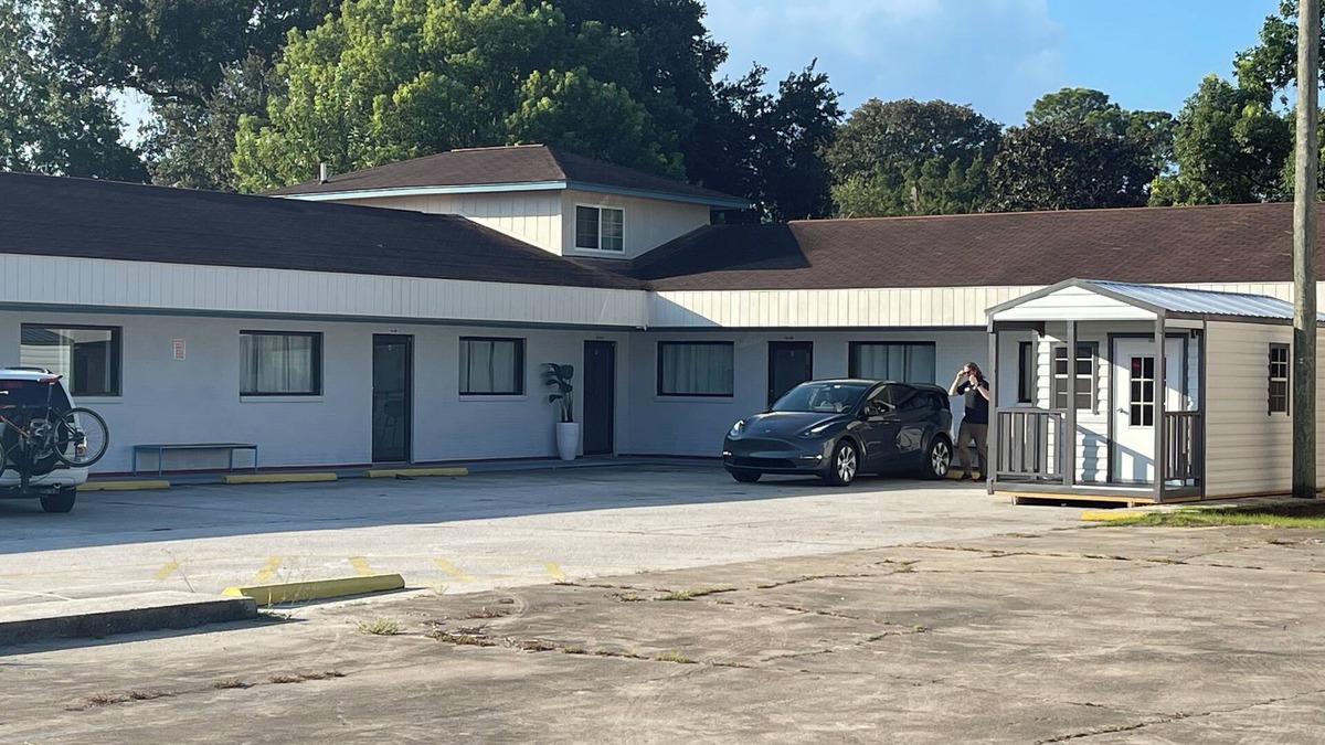 St. Marys Hotel | Newly remodeled 14-room hotel in charming St. Mary's .