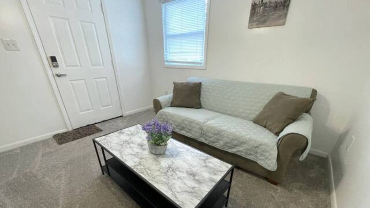 Franklin House | Newly Remodeled 1bd/1ba House in Franklin!
