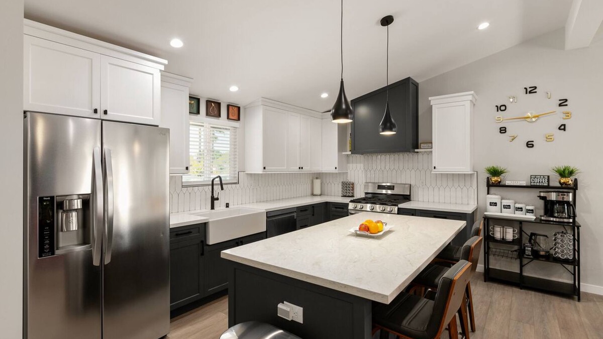 Serra Mesa House | Newly Remodeled Beautiful Beach Bound & Centrally Located San Diego Home