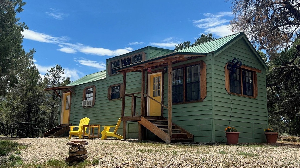 Mancos Cabin | Newly remodeled cabin across from Mesa Verde National Park