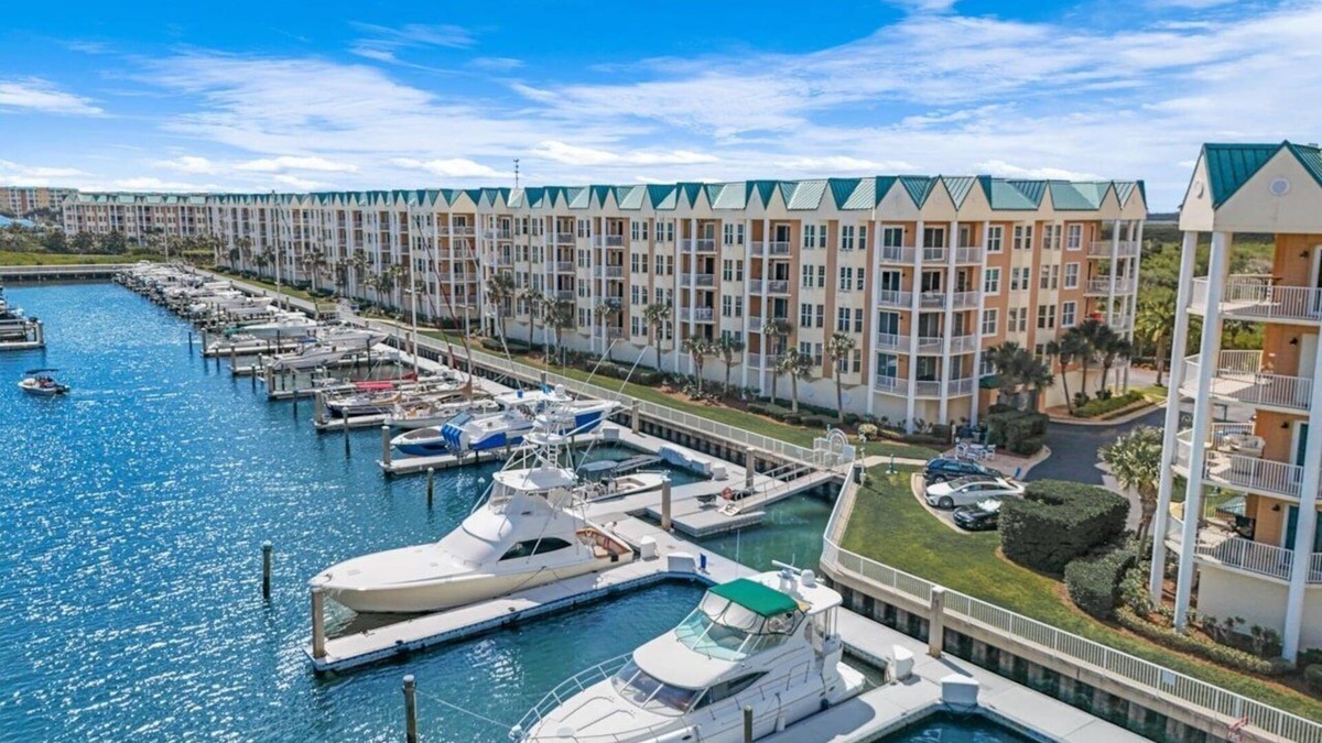 Ponce Inlet Condo | Newly remodeled condo located at the beautiful Harbour Village Resort.