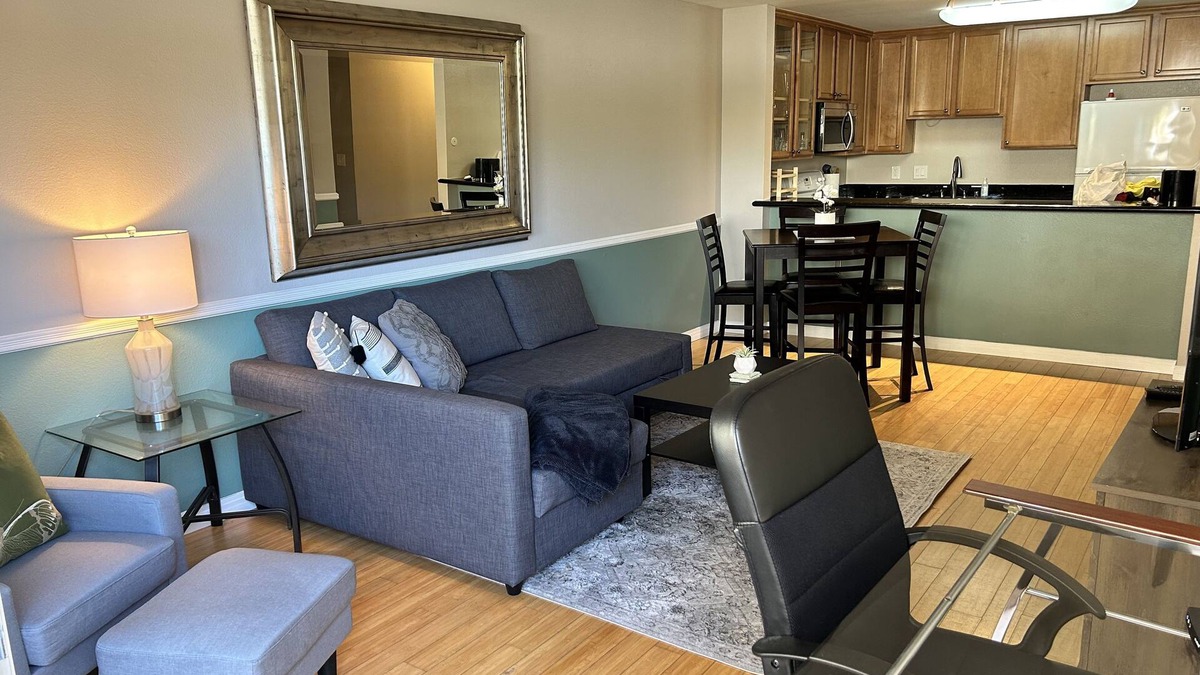 Normal Heights Condo | Newly remodeled condo walking distance to restaurants/bars