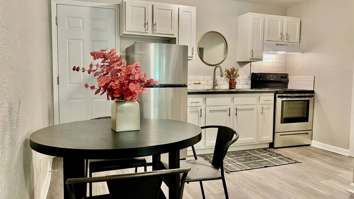 Beech Grove Apartment | Newly Remodeled Furnished Apts - 1 bed