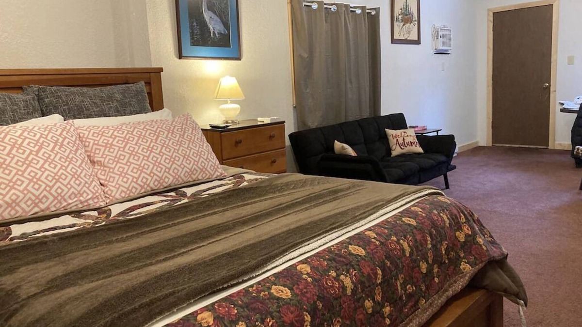 Hayward Cabin | Newly Remodeled-Gorgeous View-Family Fishing Resort-Hayward WI-Chippewa Flowage