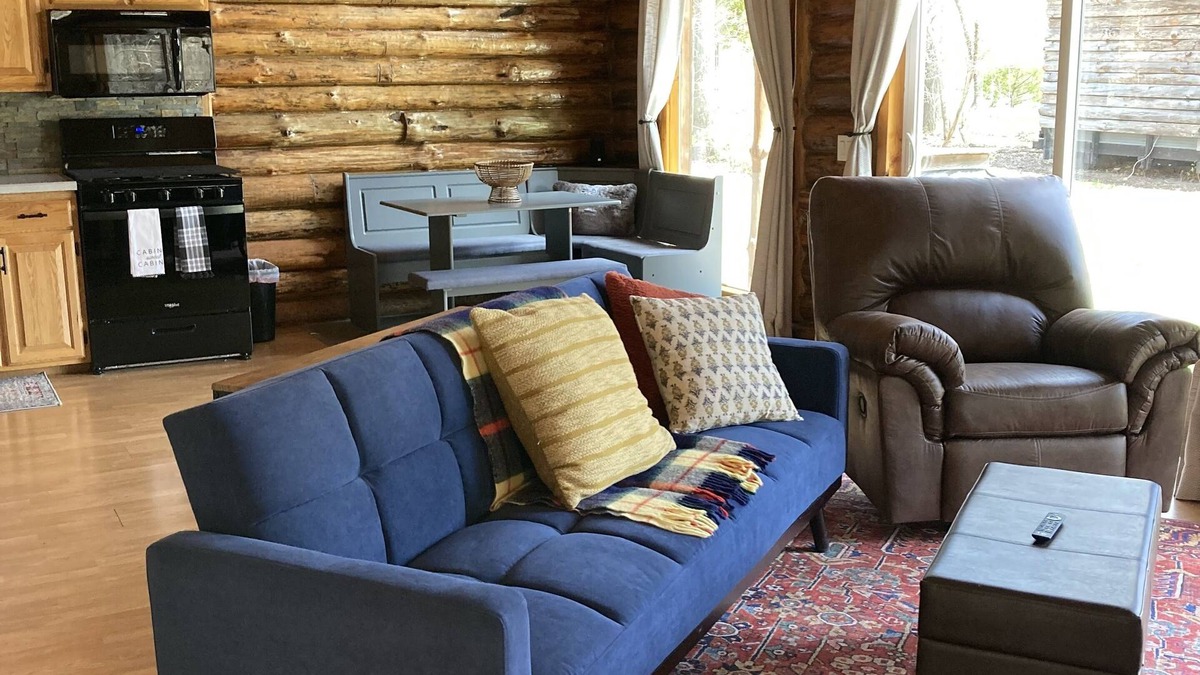 Sextonville Cabin | Newly remodeled log cabin next to beautiful Wisconsin River- Rivers Edge Cabin