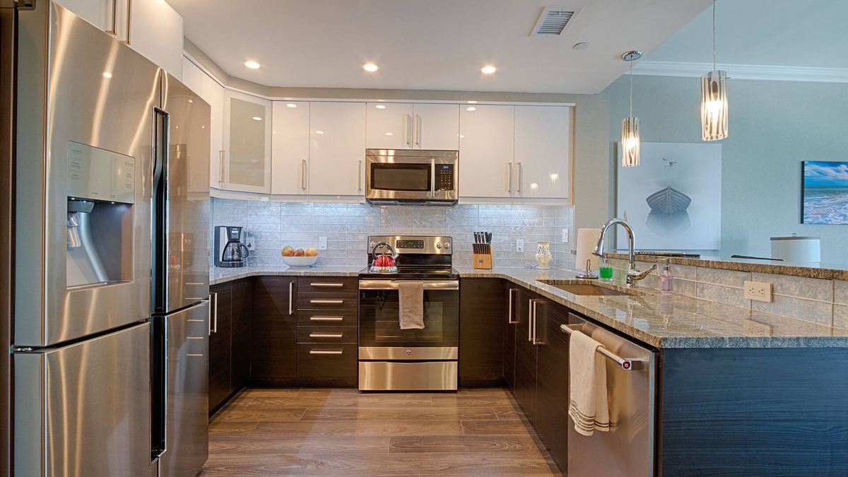 Indian Shores Condo | Newly Renovated Penthouse. See video (Pic. 3). Also see VRBO 576444