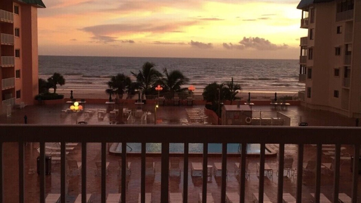 Redington Shores Condo | Newly Renovated 2-Bed, 2-Bath Condo on Indian Shore Beach! Read Description!