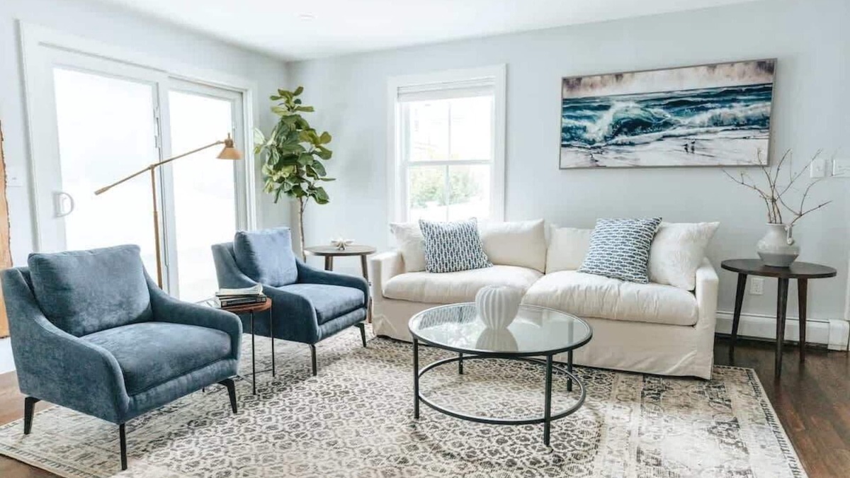 Fifth Ward House | Newly Renovated 3BR/2BA | Walk to Beach & Thames